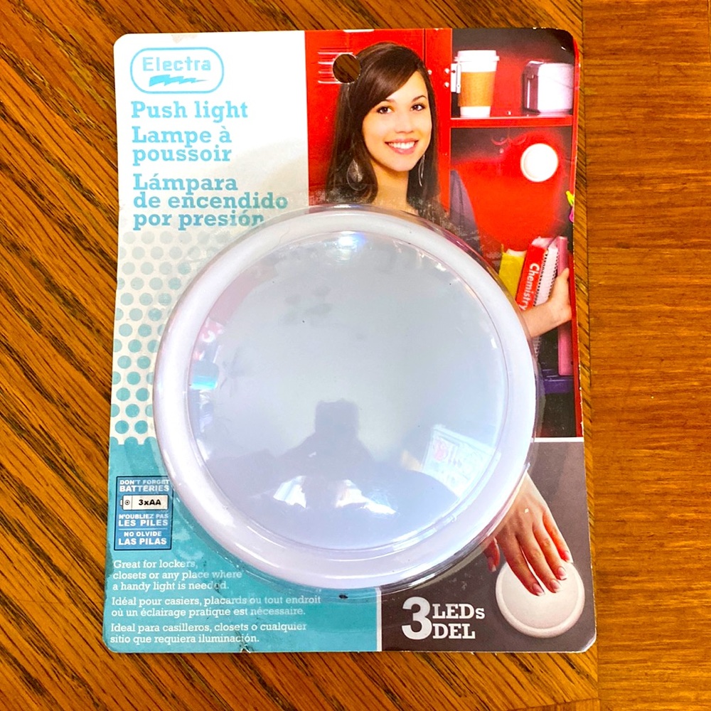 Electra push light